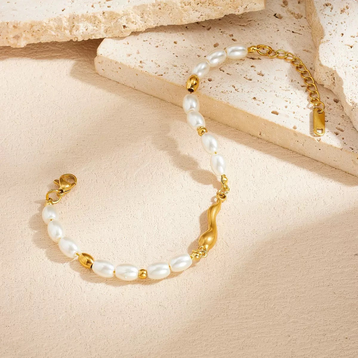 Pearl & Molten Gold Bar Bracelet