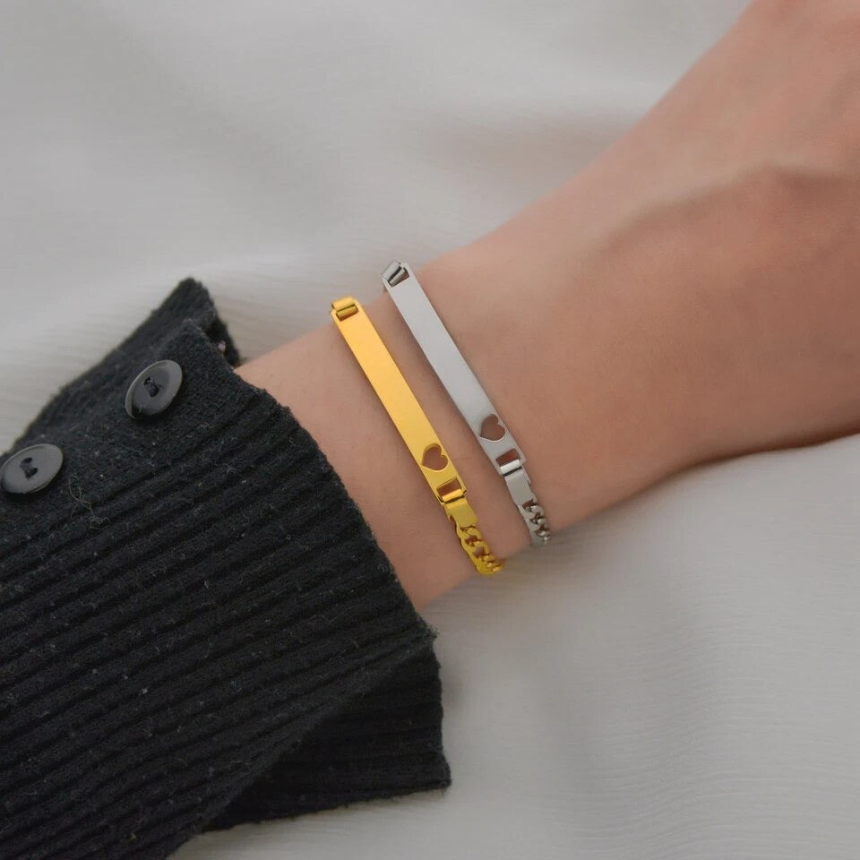 Regular hollow heart Bar Figaro Chain Bracelet