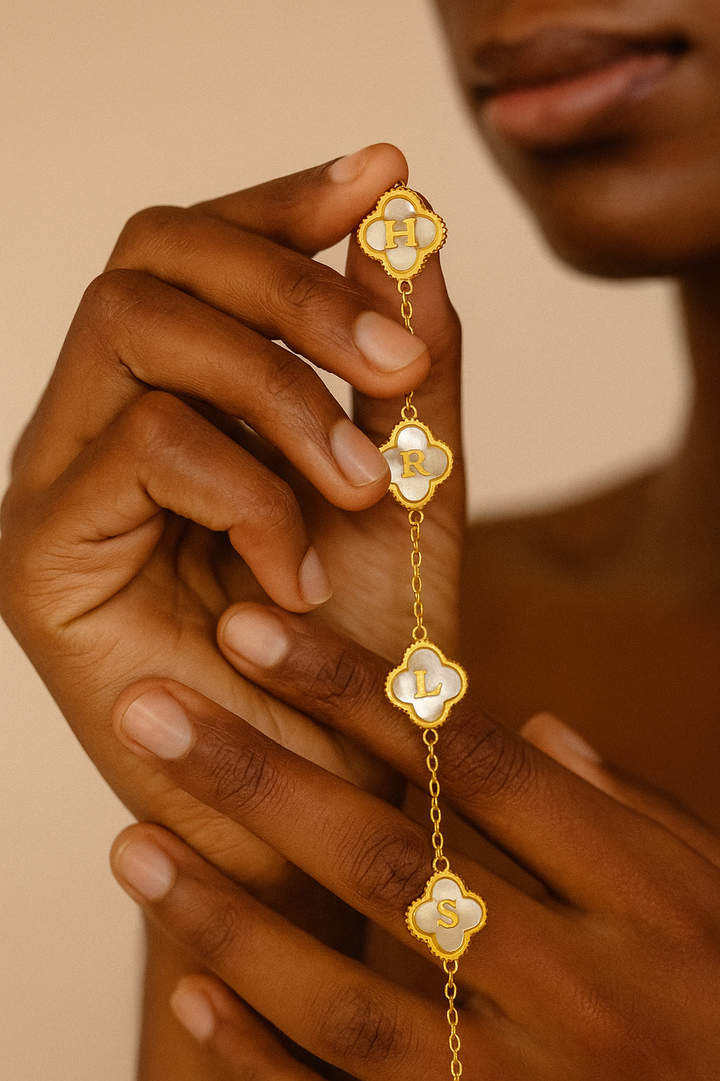 Laura Clover Necklace