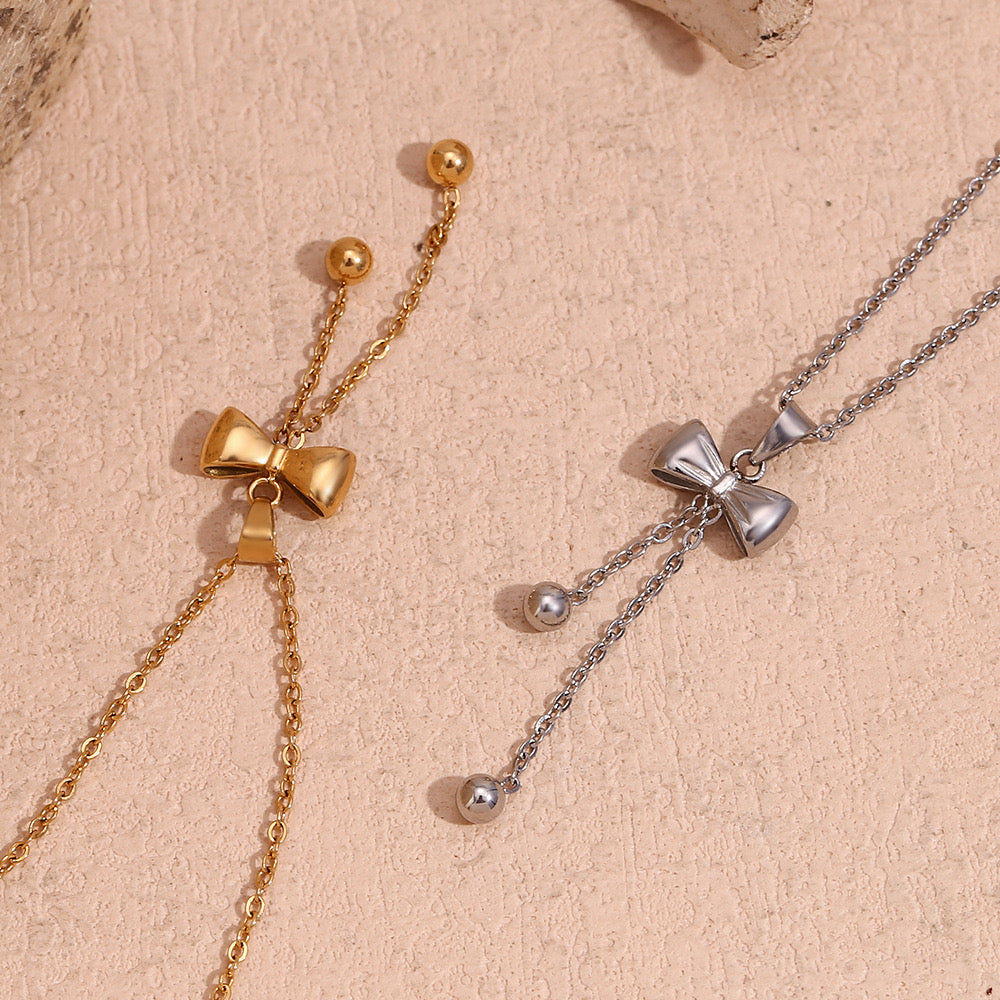 Elegant Bow Necklace