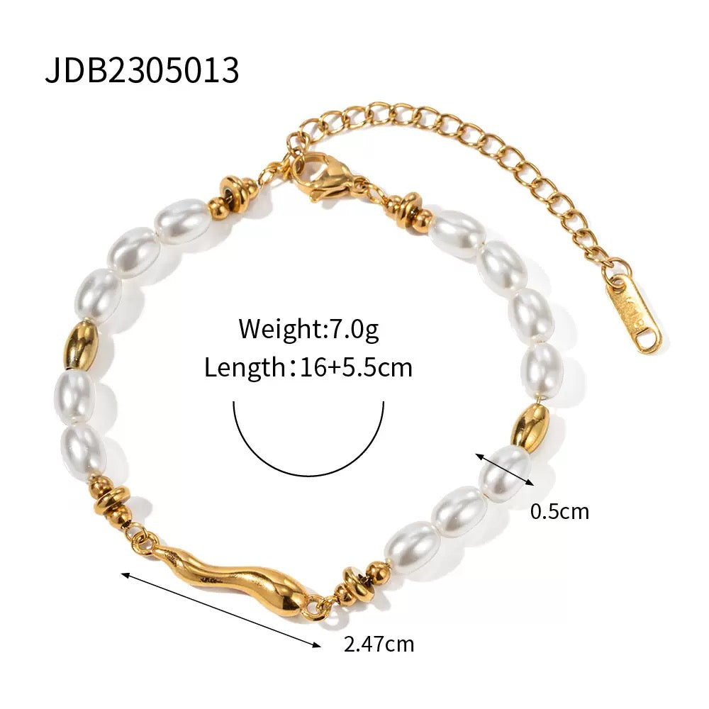 Pearl & Molten Gold Bar Bracelet