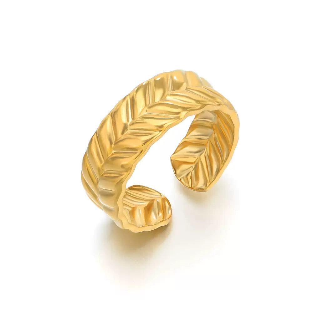 Layla Open Ring