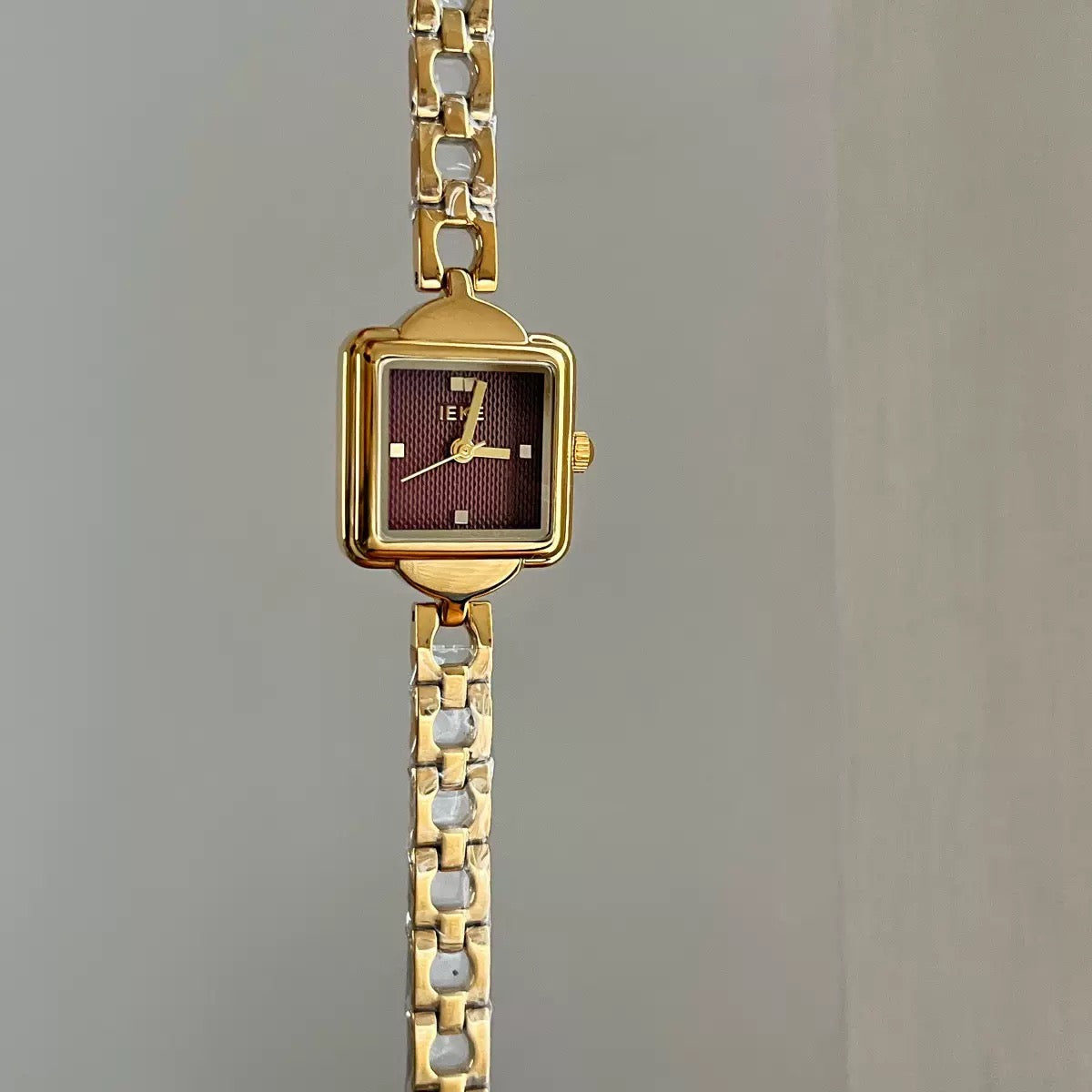 The Regency Square Watch