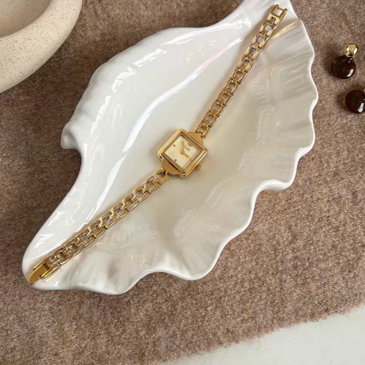 The Regency Square Watch