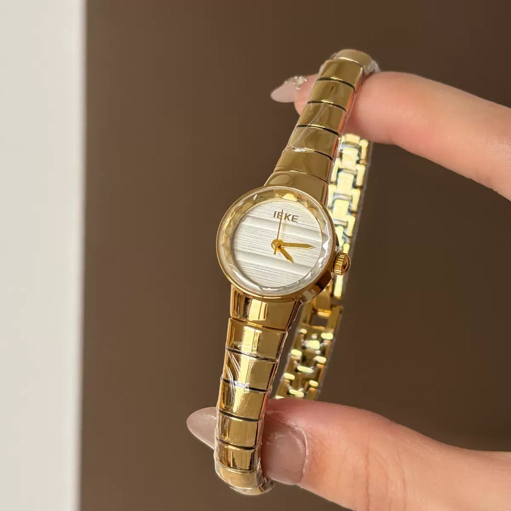 The Aura Snake Chain Watch
