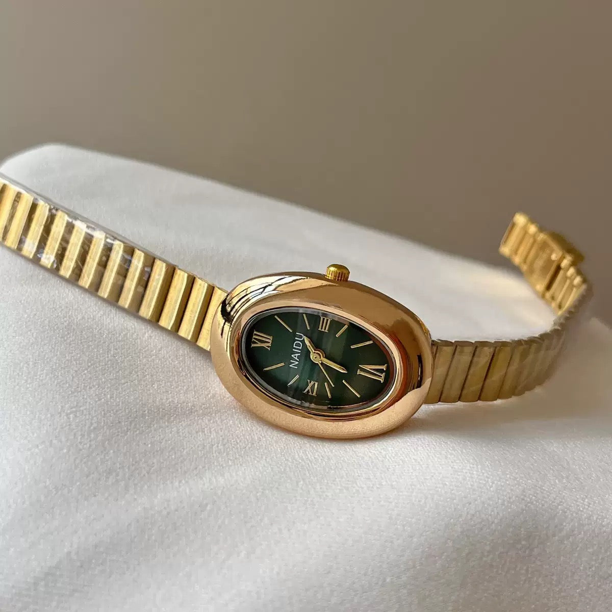 The Siena Expansion Oval Watch