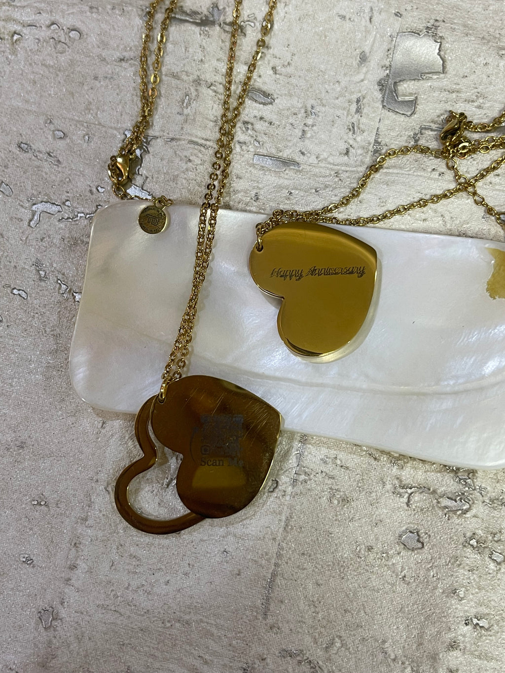 Nainah Love Forever Photo Necklace
