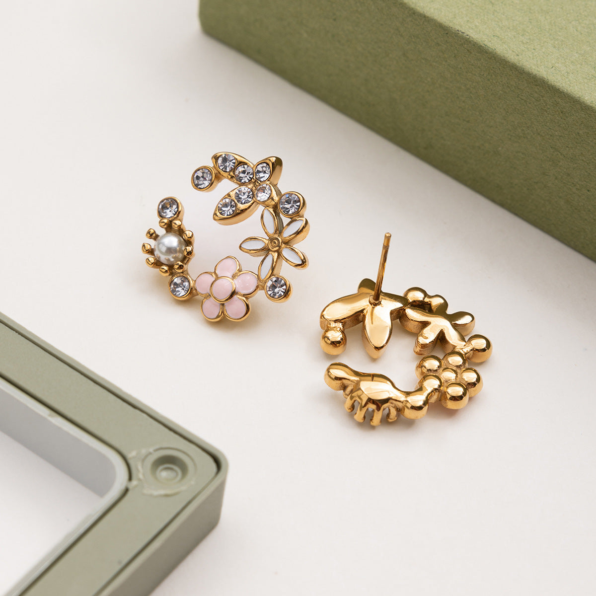The Petal Halo Studs