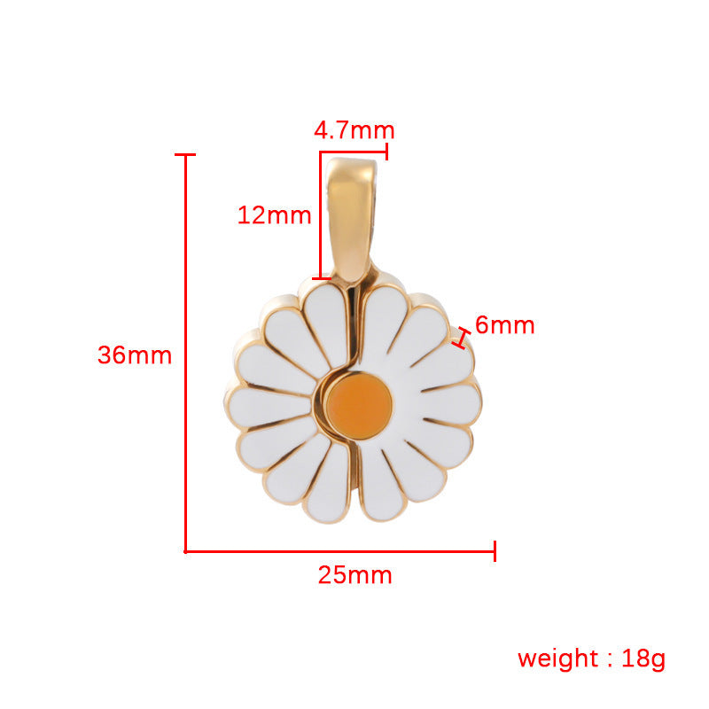 Daisy Pendant with a Hidden Plate