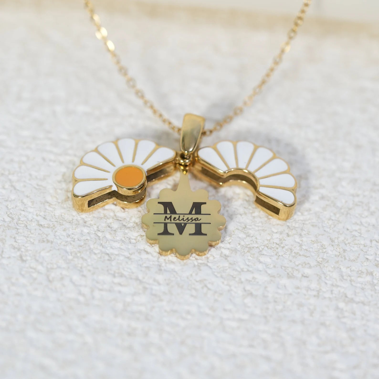 Daisy Pendant with a Hidden Plate