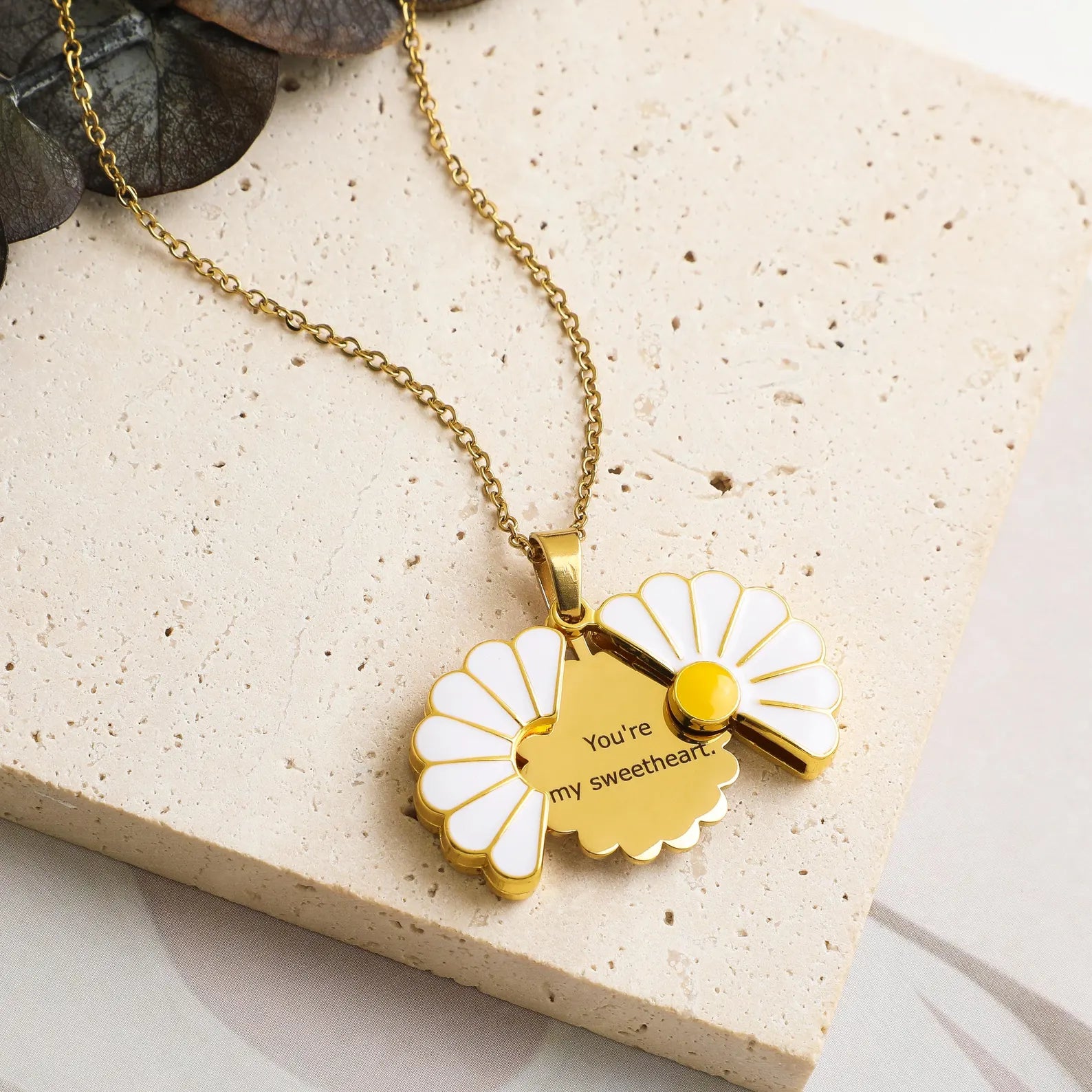 Daisy Pendant with a Hidden Plate