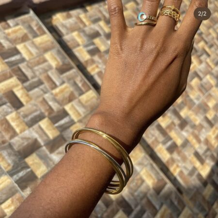 Sike cross cuff